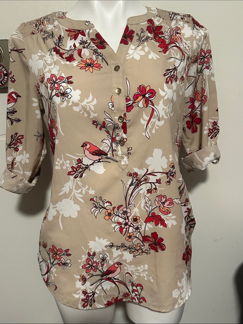 croft & barrow Beige Floral Tunic with Red and Coral Accents